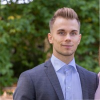 Simon Tuekær