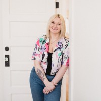 Danielle Charron, Mc
