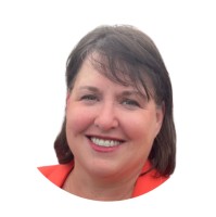 Kim Martinez, Dmin