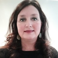 Ester De Hoogh