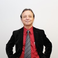 Manny Traverzo