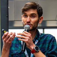Pierre Véron