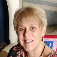 Debbie Gauthier