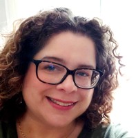 Julie Hoelzel