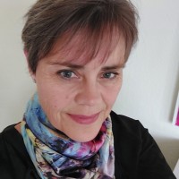 Tina E. Andersen