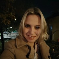 Mandy Van De Pol