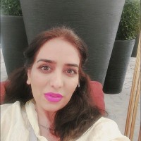 Elham Kavoosi