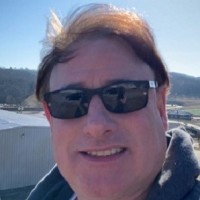 Russ L Hawkins