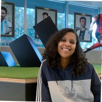 Lara Correia e Silva