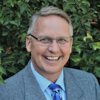 Roger W Kinder