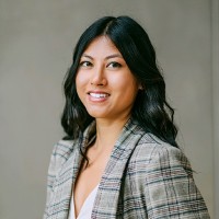 Dana Savejvong