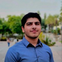 Naveed Shahhosseini