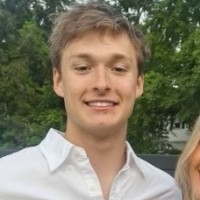 Macklin Seelert