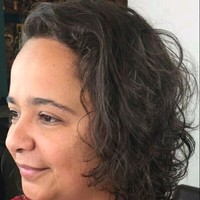 Izabel Nunes Zeros a Direita