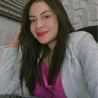 Letícia Araújo
