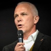 Dr. Ulrich Glas