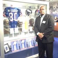 Clint James Sr