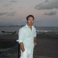 Damian Bennett