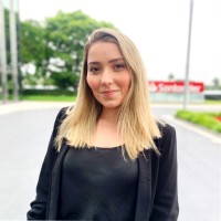 Letícia Simões