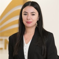 Tess Boukir