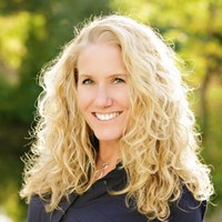Shannon Holt