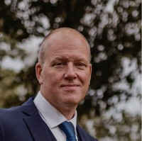 Thomas Larsson