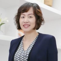 Novia Chen