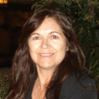 Celia Barcelos