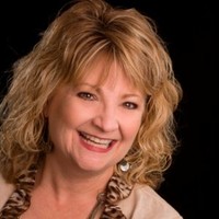 Lori Lindholm
