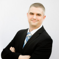 Travis Snyder