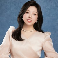 Crystal Yang