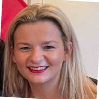 Lumturije Aslani