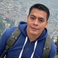 Roberto Manuel