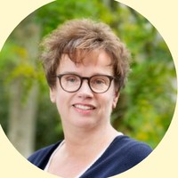 Simone De Jong