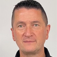 Mark Binge