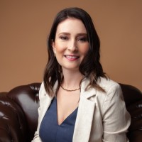 Luciana Regina Testa Freitas Jordão