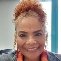 Jeanine Inacio