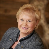Holly Campbell-Heinze