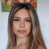 Niloofar Sholeh