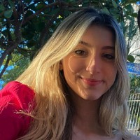 Lívia Santiago De Freitas