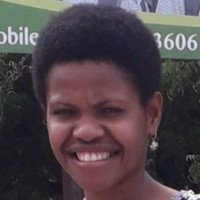 Leonie Manijembi