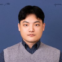 Ik Sung L.