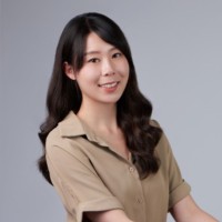 Stephanie Chiang, Mba