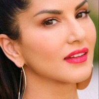 Lara Sunny