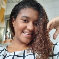 Nualla Caroline Santos