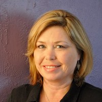 Lynn Waddell