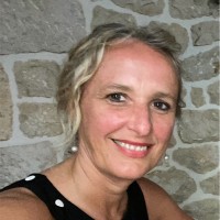 Nadege Radman (Isach Flores)