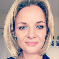 Debbie Lombaard