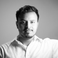 Larry Molina