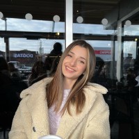 Ece Uyanıker